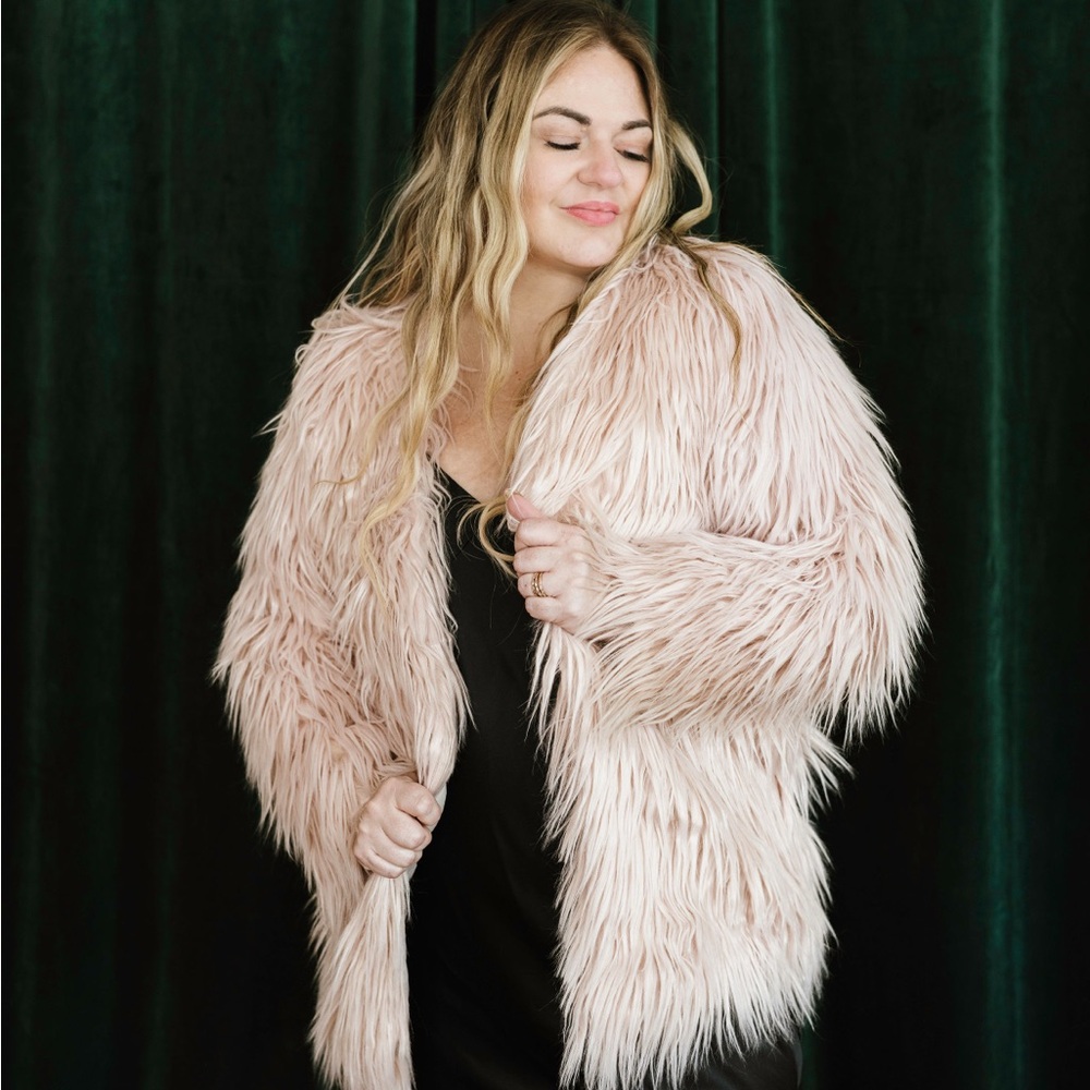 Meet your Posher, Melanie